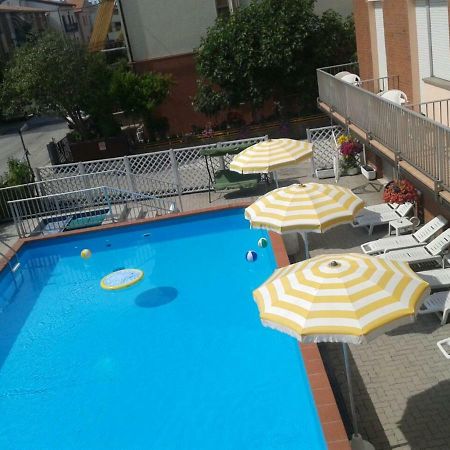 Hotel Otello Punta Marina Zewnętrze zdjęcie
